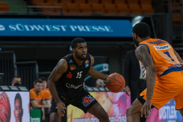 雄安国际女 雄安国际女