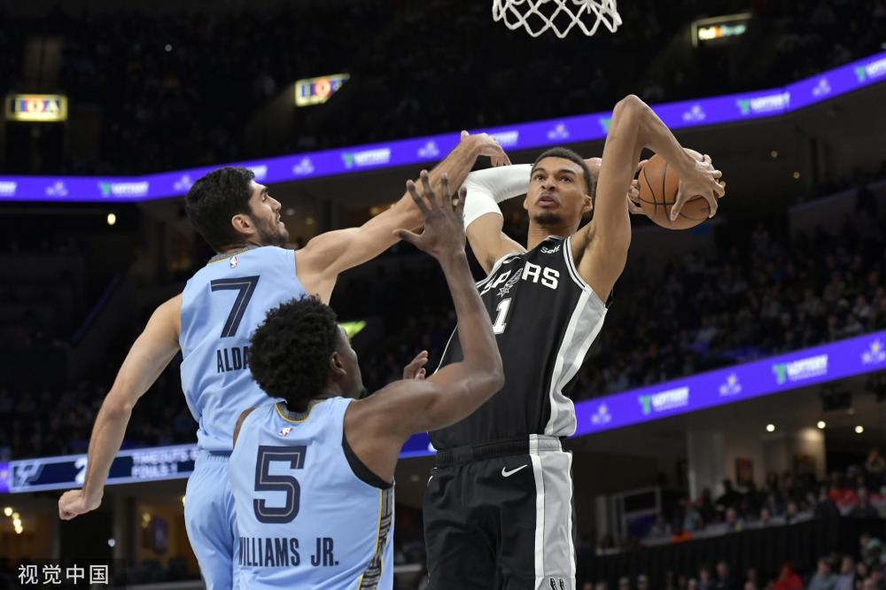 洲赛场上的 洲赛场上的